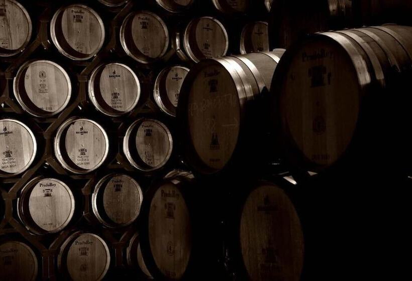 Хостел La Posada De Pradorey