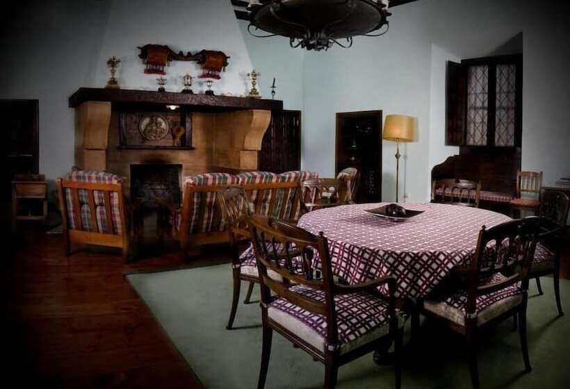 Хостел La Posada De Pradorey