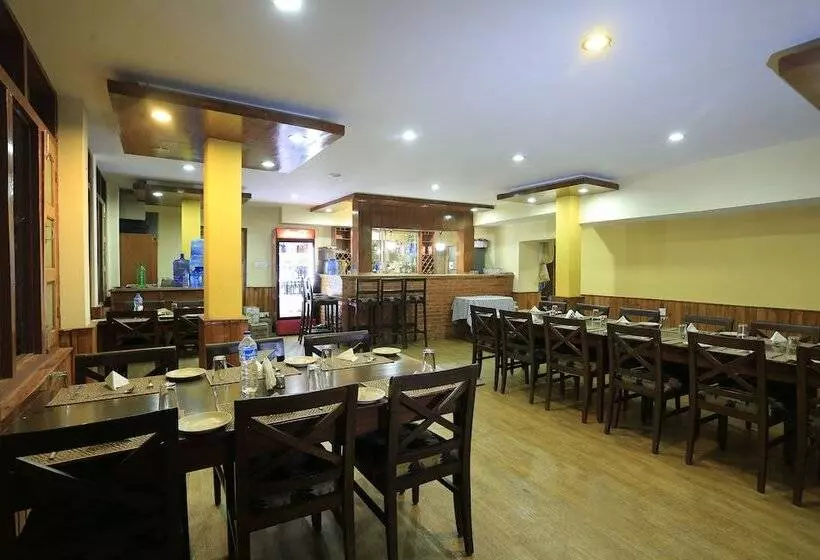 هتل Balthali Village Resort