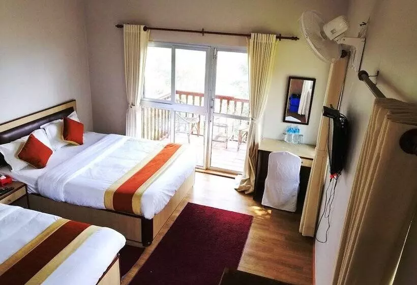 هتل Balthali Village Resort