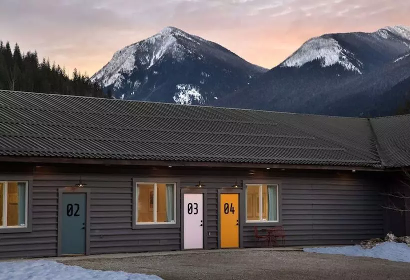 Hotelli Crazy Creek Resort & Hot Pools