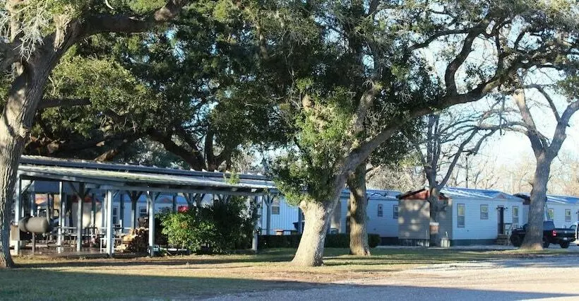 Hotelli Custom Touch Village Bay City