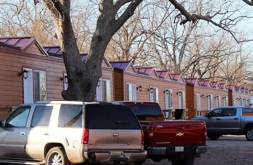 Hotelli Custom Touch Village Bay City