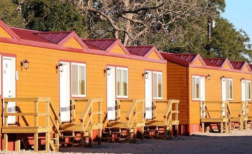 Hotel Custom Touch Village Bay City