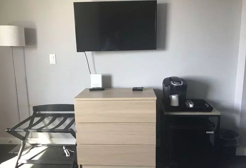 Hotelli Harbor Inn Self Check In