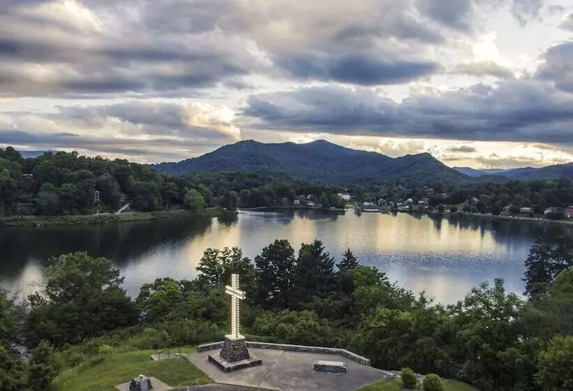 ホテル Lambuth Inn At Lake Junaluska