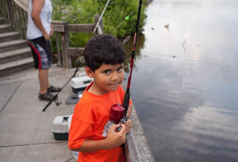 فندق Lambuth Inn At Lake Junaluska