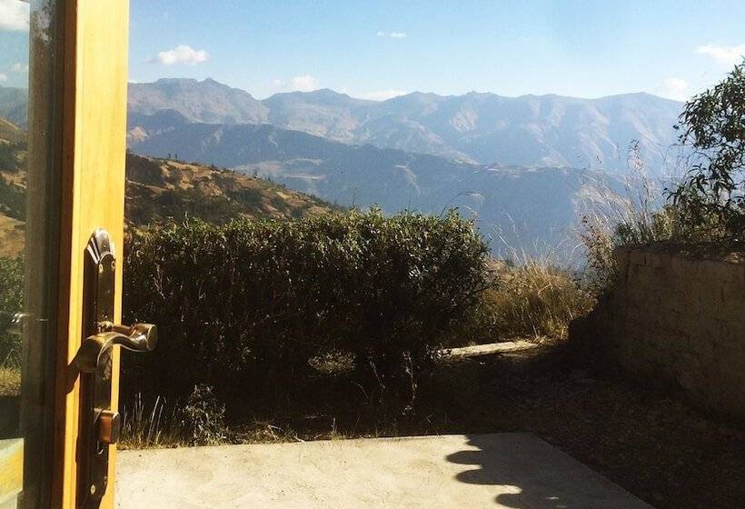 Отель Llanganuco Mountain Lodge