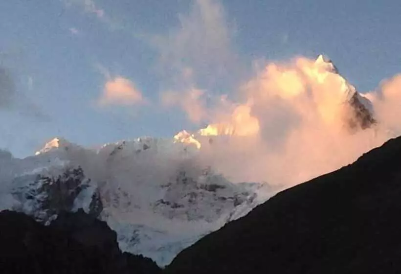 Hotelli Llanganuco Mountain Lodge