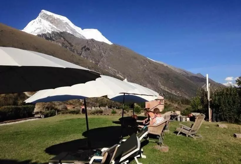 Hotelli Llanganuco Mountain Lodge