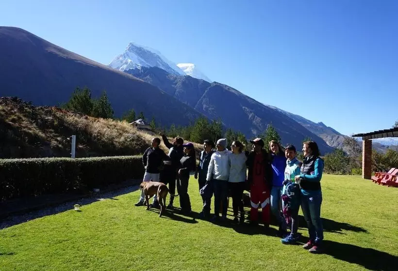Hotelli Llanganuco Mountain Lodge