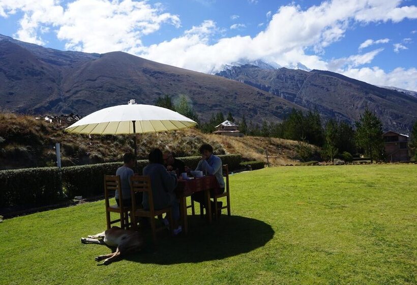 Отель Llanganuco Mountain Lodge