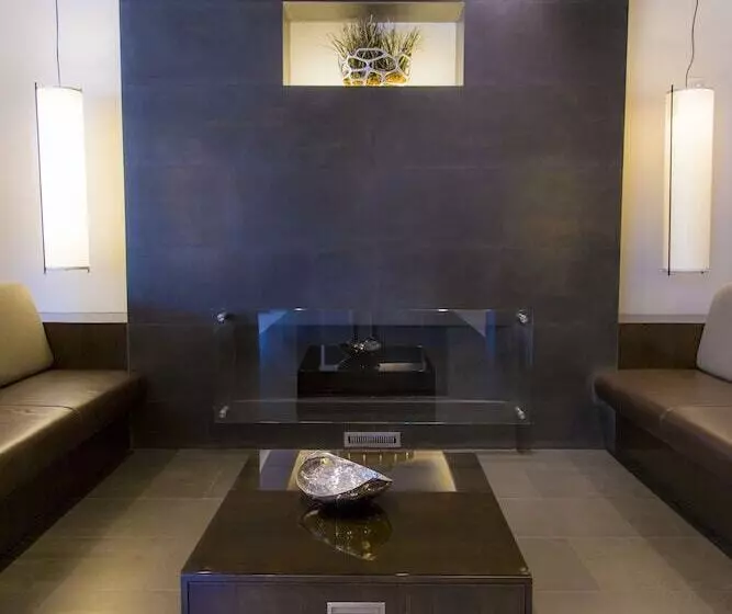 Hotelli Pelicanstay At Newport