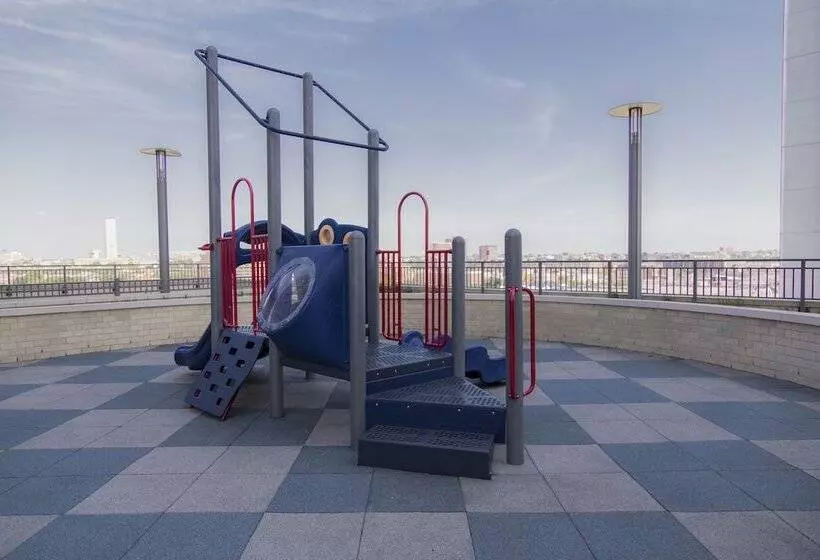 Hotelli Pelicanstay At Newport