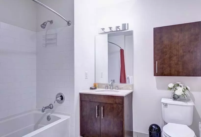 Hotelli Pelicanstay At Newport