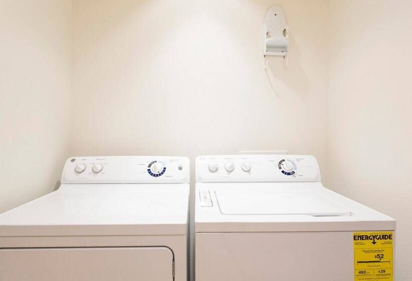 호텔 Rvh 215 Centre Court Extravagence