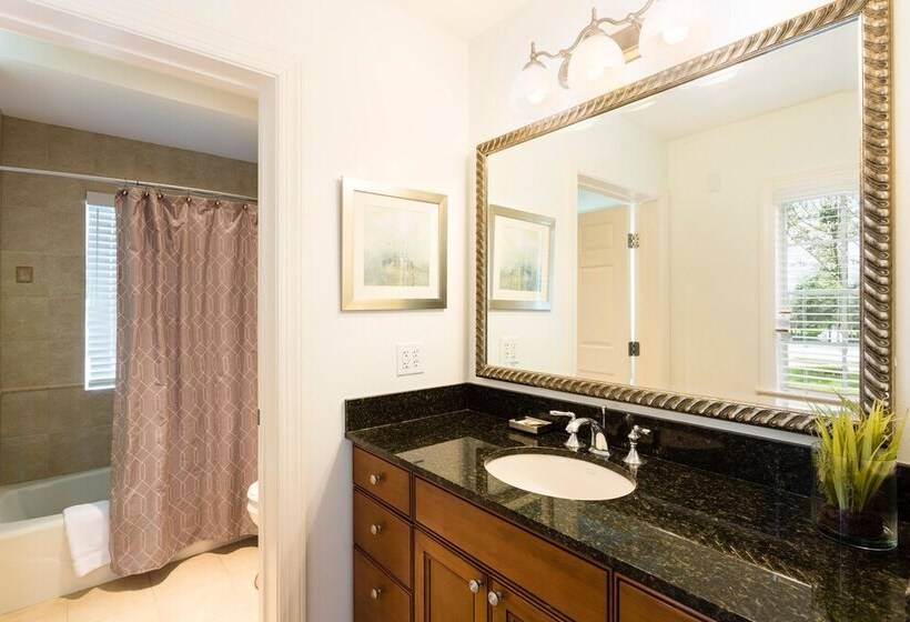 호텔 Rvh 215 Centre Court Extravagence