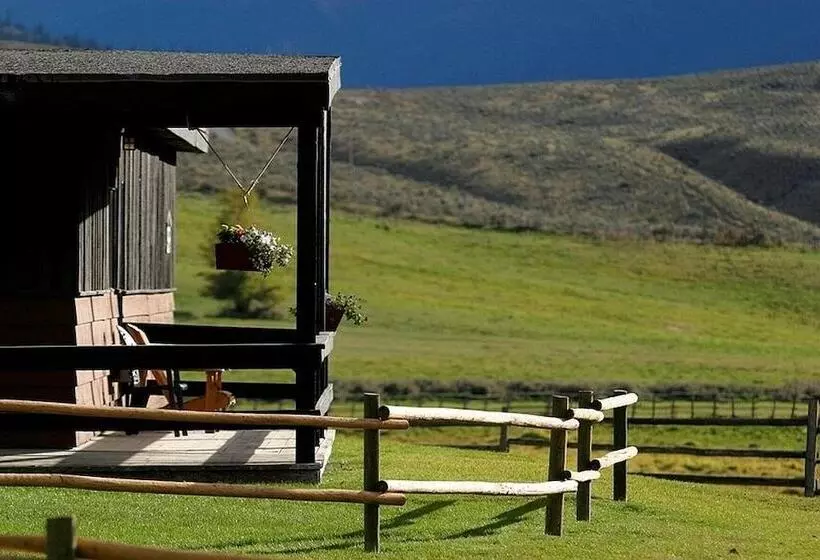 ホテル Sundance Guest Ranch