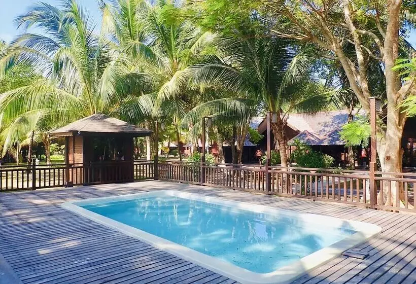 ホテル The Reef Dive Resort