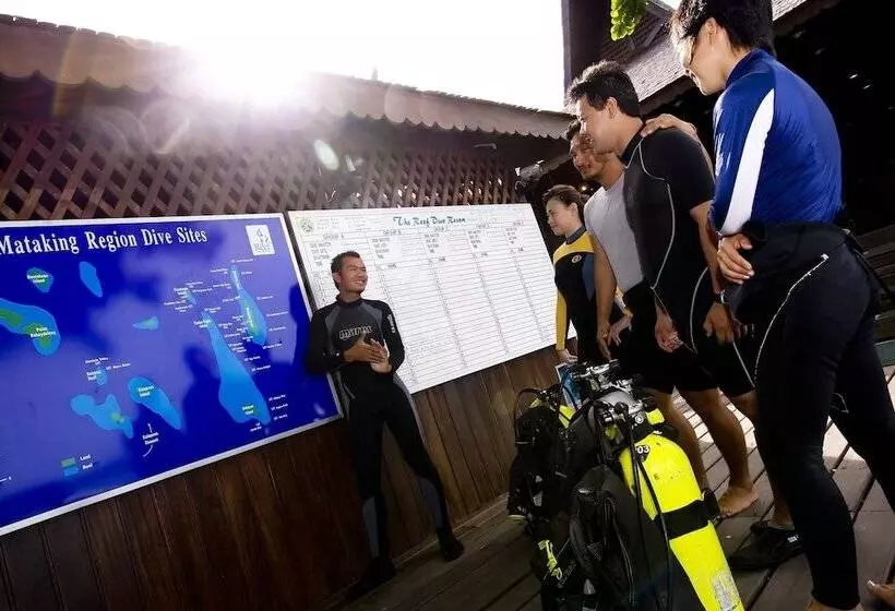 ホテル The Reef Dive Resort