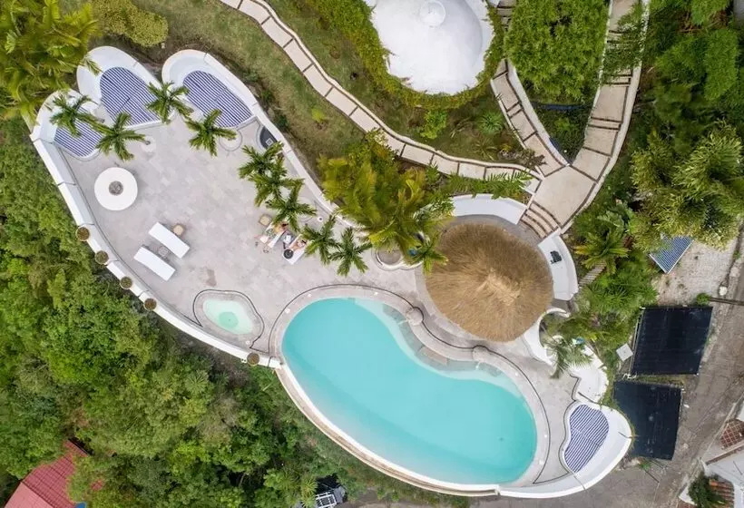 هتل Tzam Poc Resort