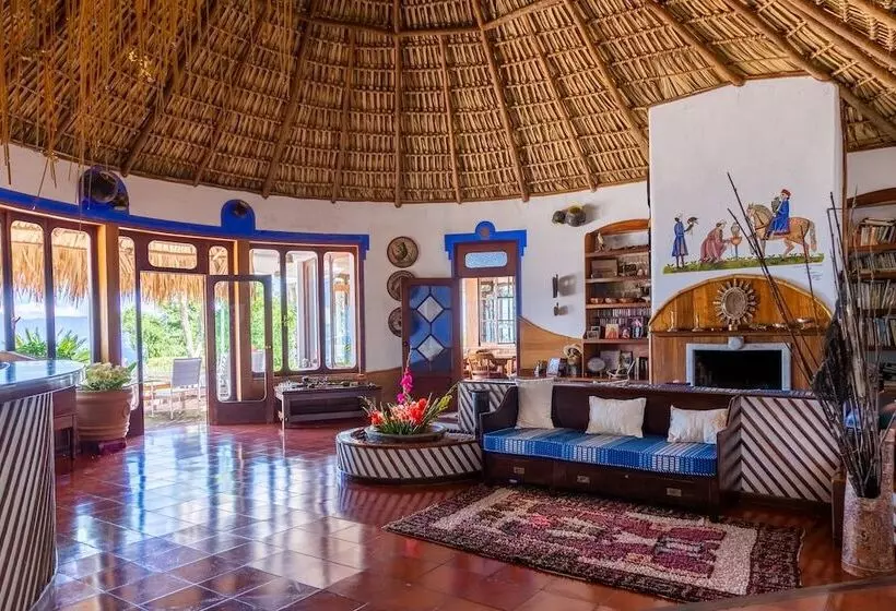 هتل Tzam Poc Resort