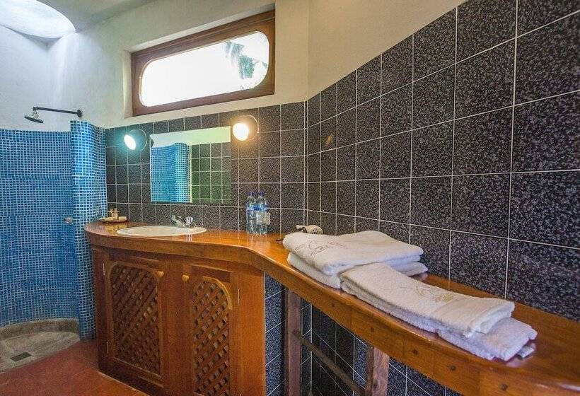 هتل Tzam Poc Resort