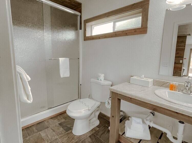 فندق View Crest Lodge