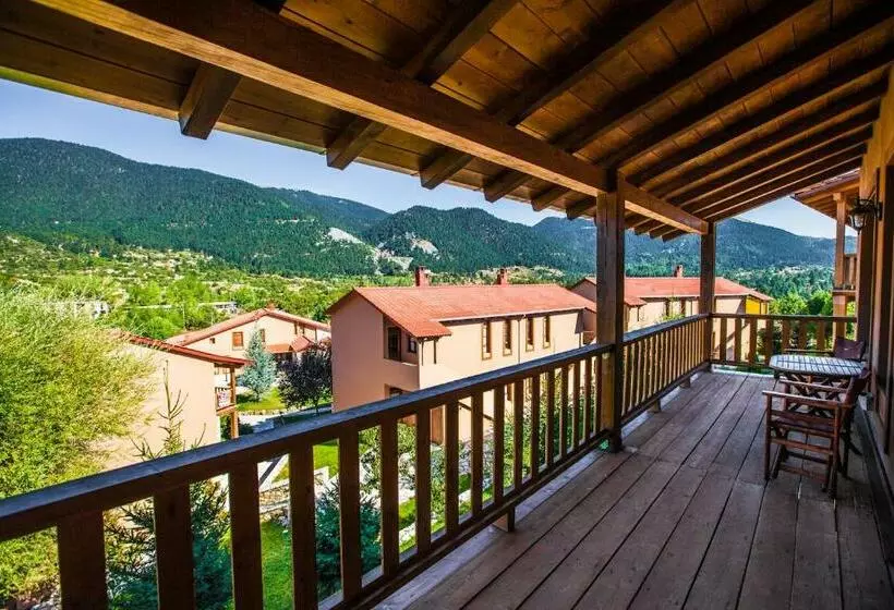 Hotelli Vitina House