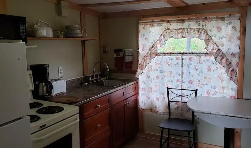 Jeddore Lodge Cabins