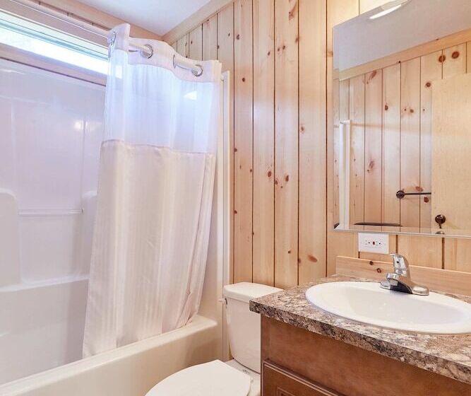 Jellystone Park Tm Of Western New York