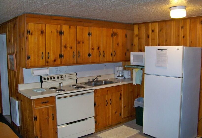 Lake Of The Woods Resort