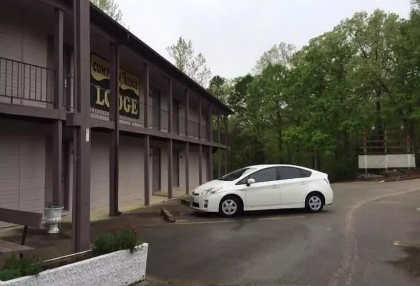 Motelli Compton Ridge Resort