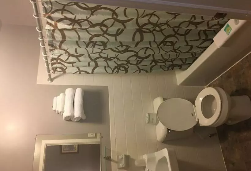 Motelli Harbor Beach Inn