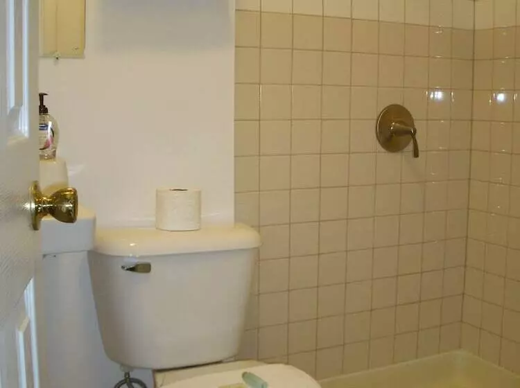 Motelli Harbor Beach Inn