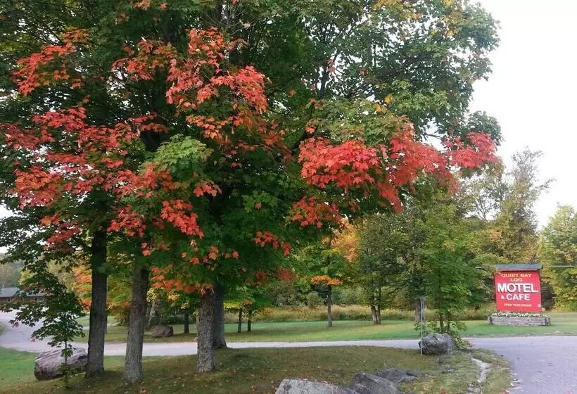 Motelli Quiet Bay Inn & Café