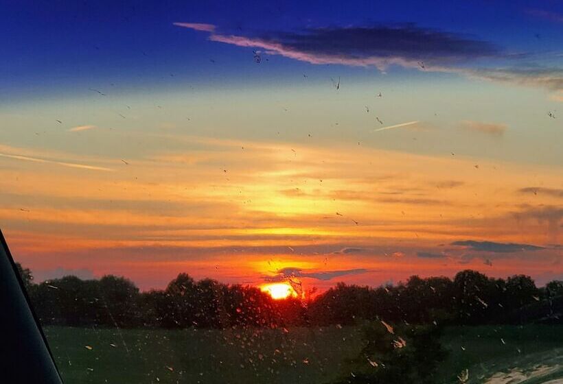 汽车旅馆  River Country Motor Lodge