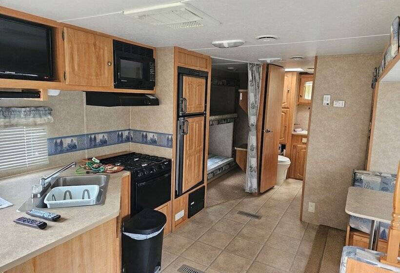 汽车旅馆  River Country Motor Lodge