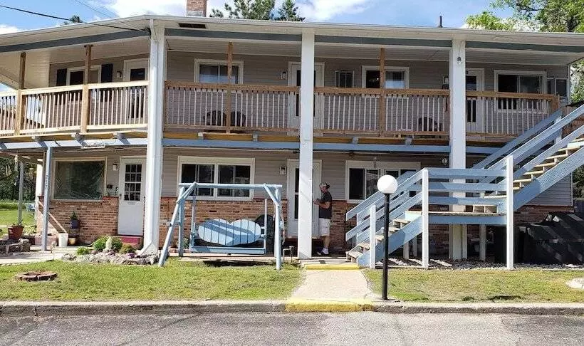 Motelli River Country Motor Lodge