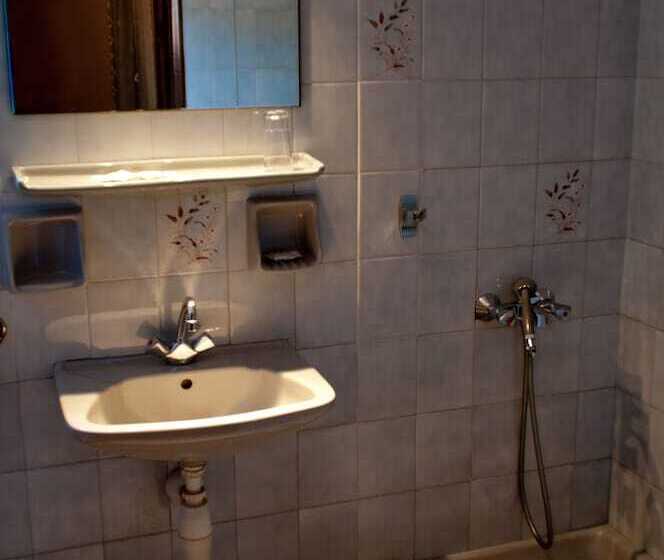 펜션 Christofer S Rooms