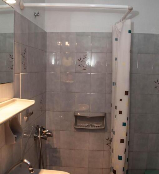 펜션 Christofer S Rooms