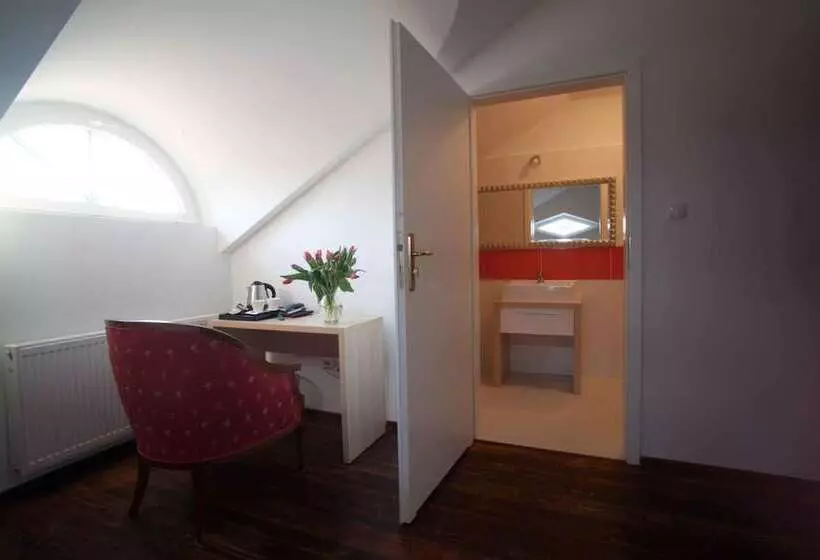 ペンション Kuźnia Pałacowa