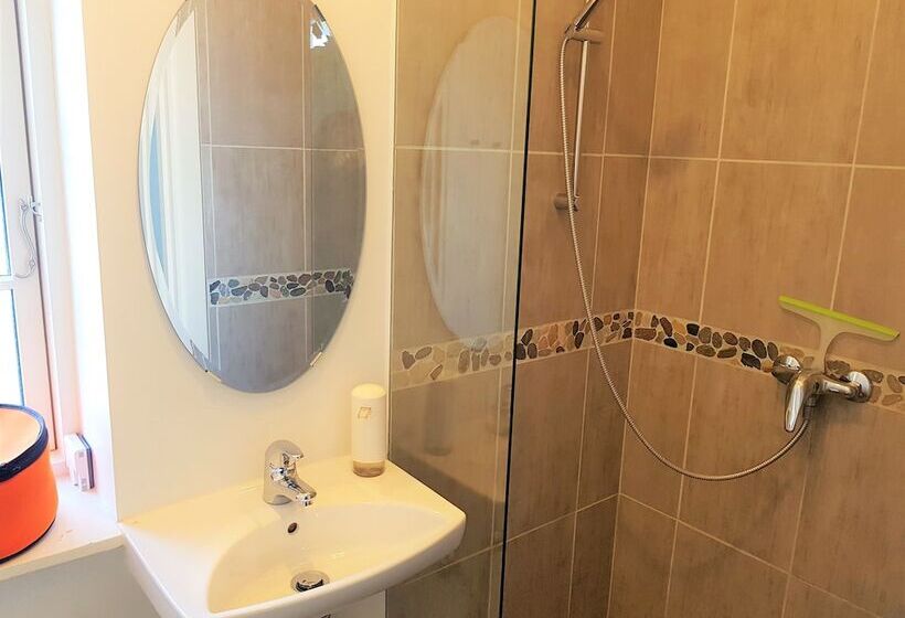 Pensiune Roskilde B&b