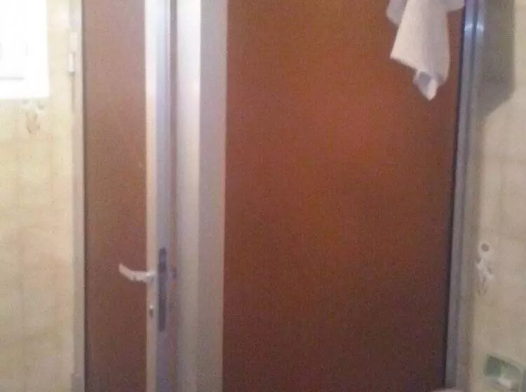 پانسیون Tiger House Guest House