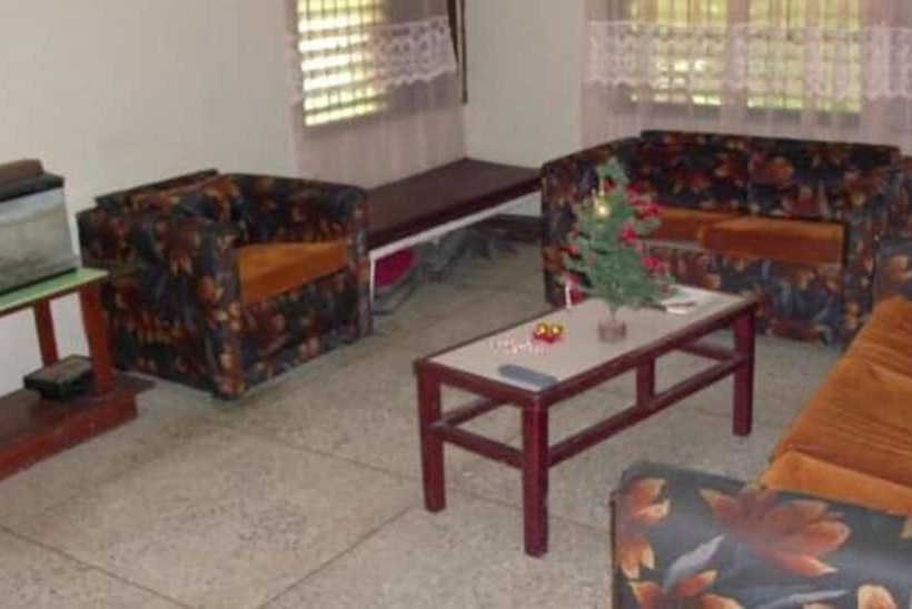 پانسیون Tony S Guest House