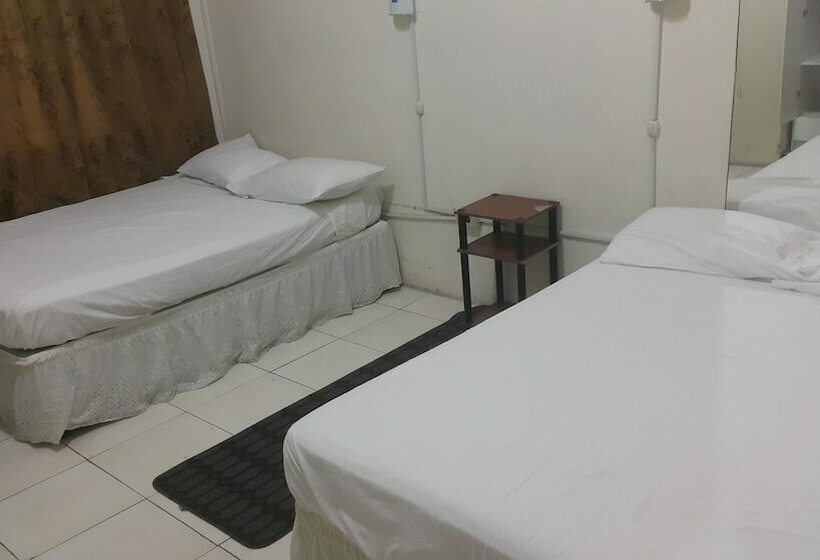 پانسیون Tony S Guest House