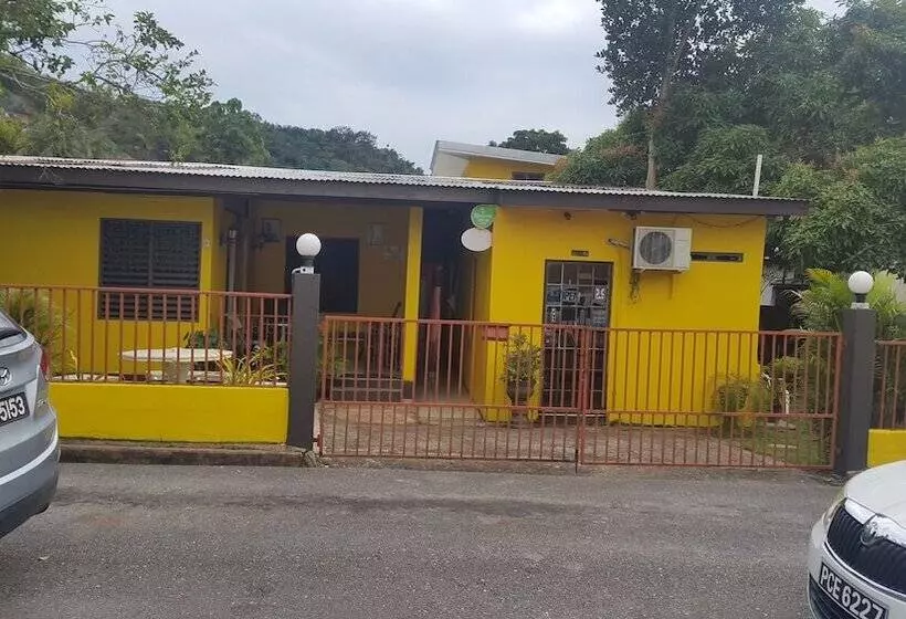 پانسیون Tony S Guest House