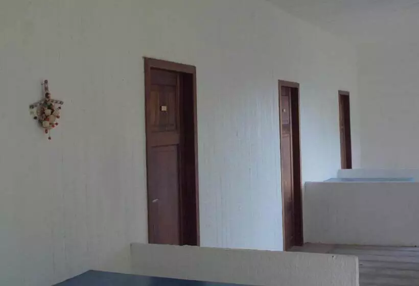 Richmond Vale Diving And Hiking Center   Hostel