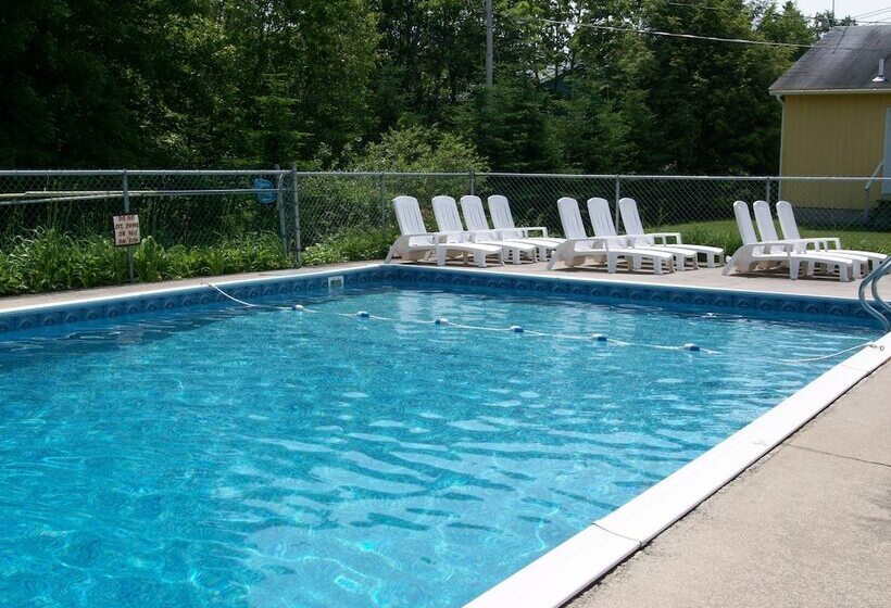 Sunnyside Motel & Cottages