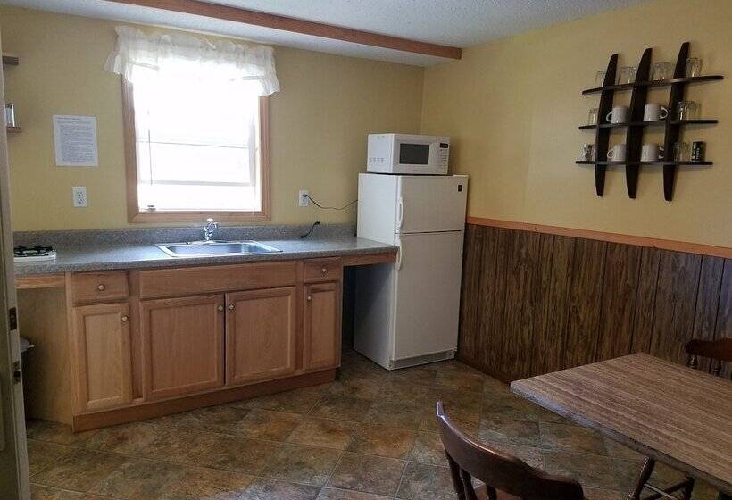 Sunnyside Motel & Cottages